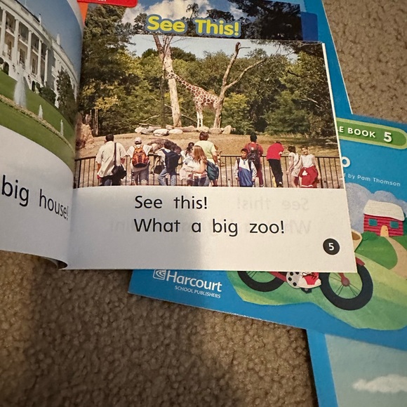 Readers - Picture 6 of 9